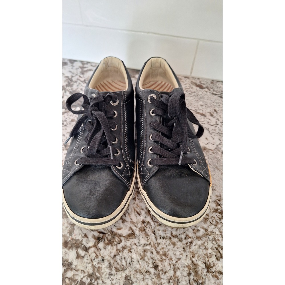 Taos Retro Star Black Leather Lace Up Sneakers Womens‎ 7.5 RES-12844A
